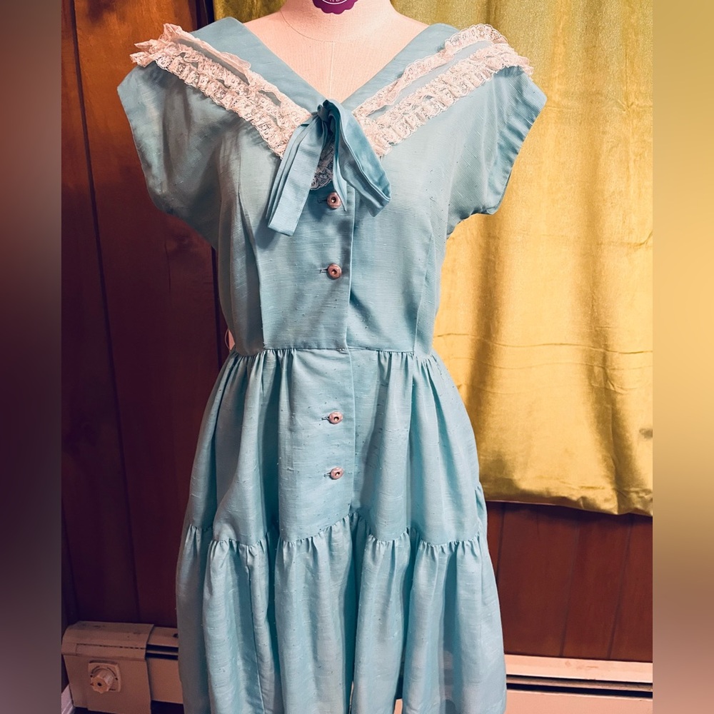 Gorgeous true vintage romantic dress